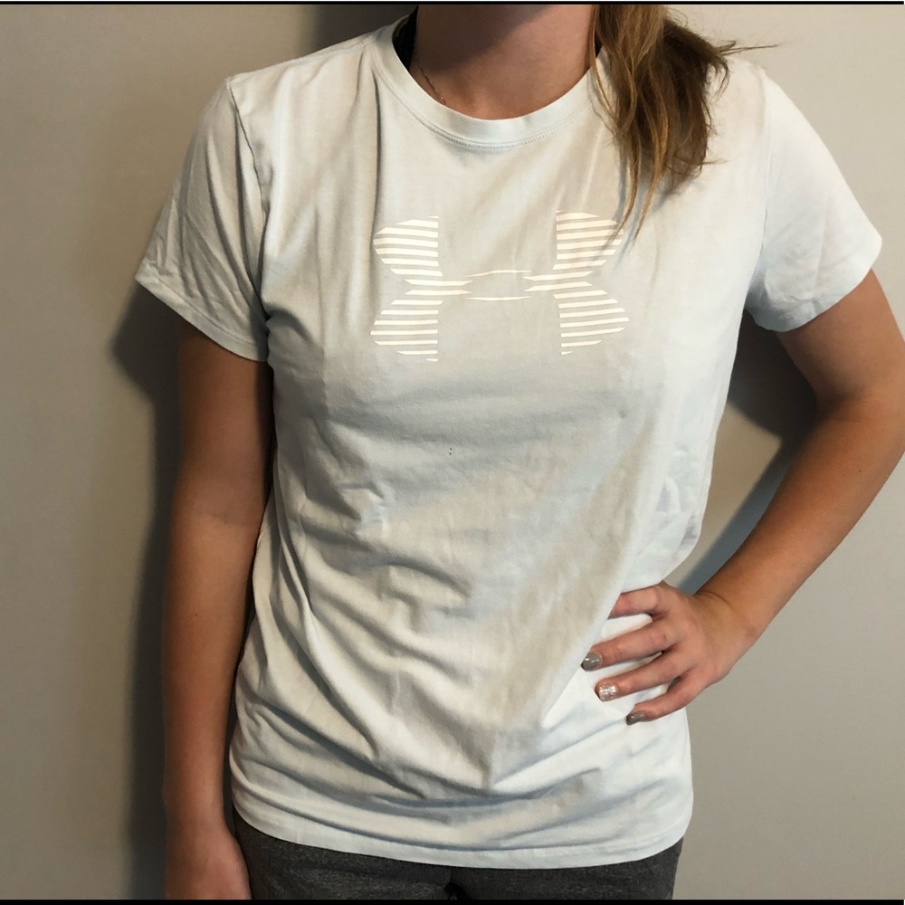 Under Armour L Baby Blue Tee